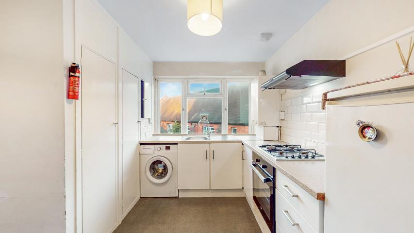 			3 Bedroom, 1 bath, 1 reception Flat			 Chichele Road, Willesden Green